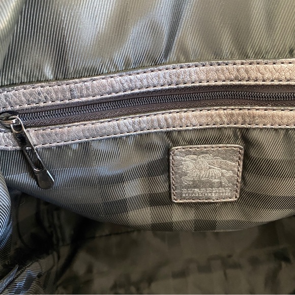 Burberry Check Tote Bag - Picture 12 of 14